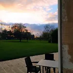 La Grande Ferme - A La Campagne 5mn D'arromanches Et 10mn De Bayeux 3*