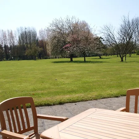 Apartmanhotel La Grande Ferme - A La Campagne 5mn D'arromanches Et 10mn De Bayeux Crépon
