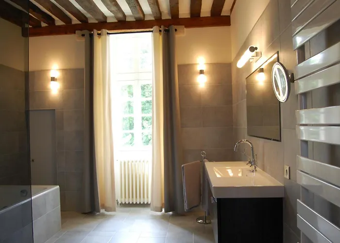 Aparthotel La Grande Ferme - A La Campagne 5mn D'arromanches Et 10mn De Bayeux 3*